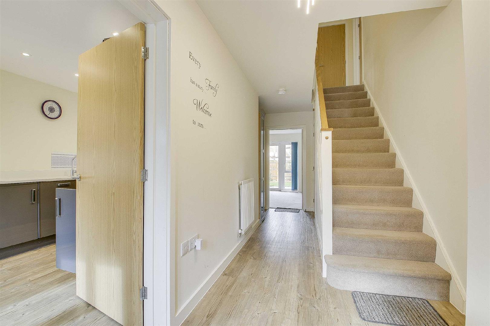 4 bed property in Poulter Croft, Milton Keynes